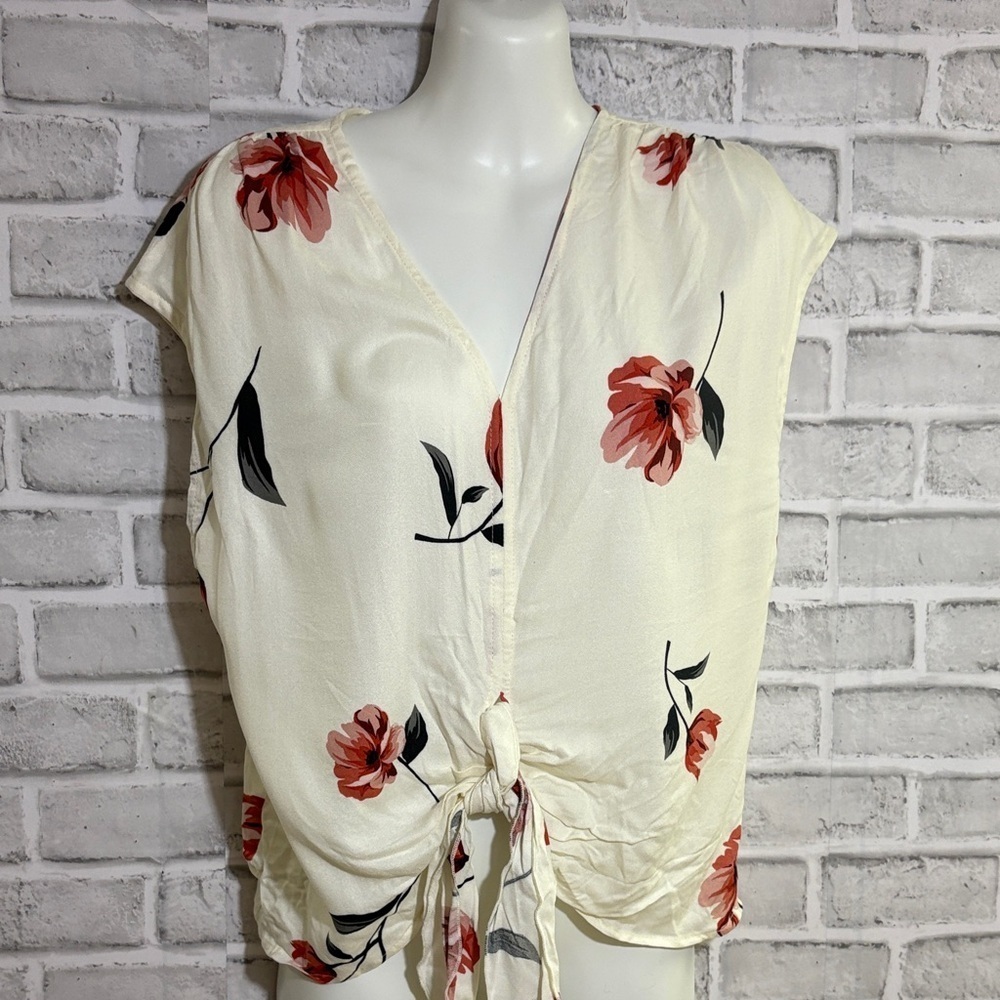 Dynamite Cream Blouse with Red Floral Design, size small v-neck sleeveless